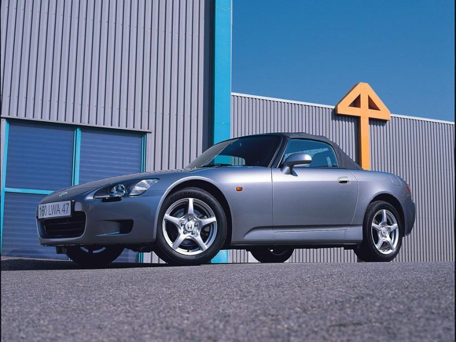  Honda S2000 2000 года  (фото 9 из 27)